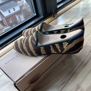🤎Rothy’s chai zebra loafers size 7 - brand new with box